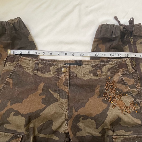 International Concepts embellished camo print cargo pants jogger style size 8 - Picture 13 of 15